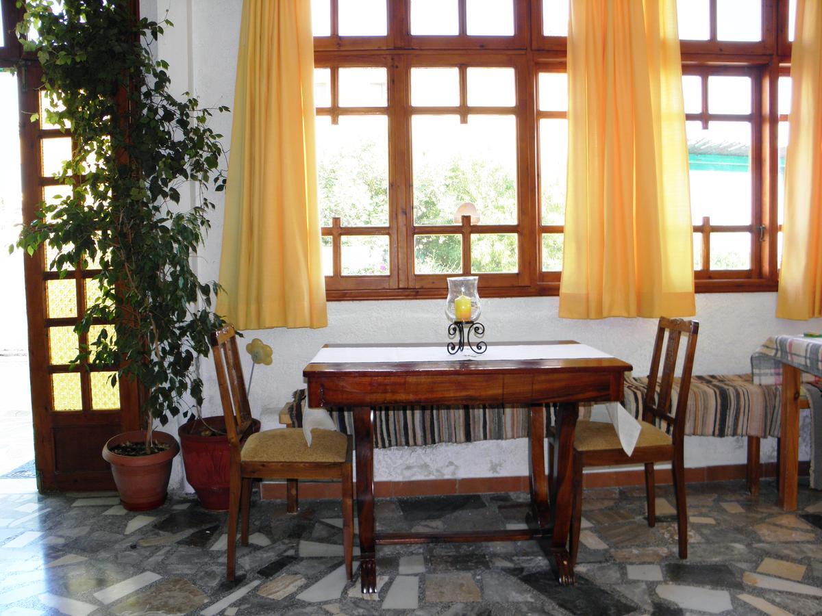 Katerina'S Apartment Plomari Ngoại thất bức ảnh